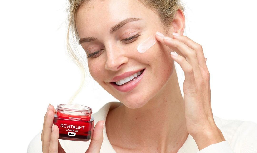 Cómo elegir la mejor rutina facial de noche | L’Oréal Paris